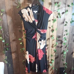 Jones Studio Floral Black and Red Women's Dress Size 6